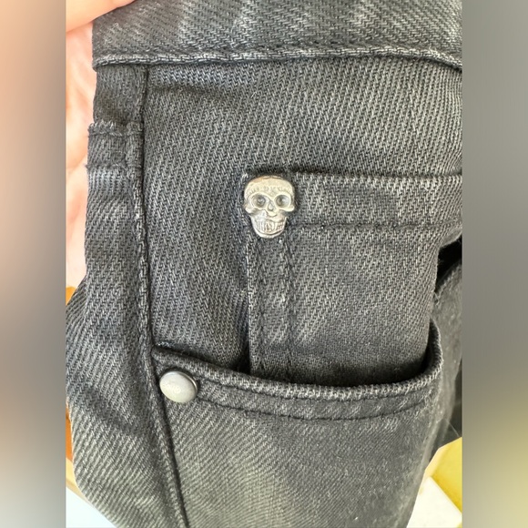 John Varvatos men’s black denim jeans. - Picture 5 of 8